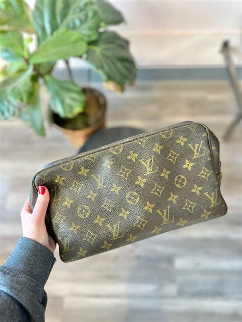 poshmark louis vuitton monogram toiletry|Bags .